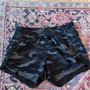 Athleta Black Camo Women's Athletic Shorts